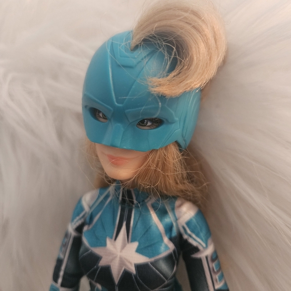 Captain America Starforce Doll - Picture 6 of 8